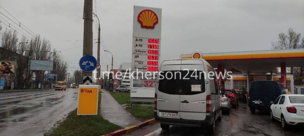 Со стороны Крыма в Херсонскую область увеличились поставки топлива