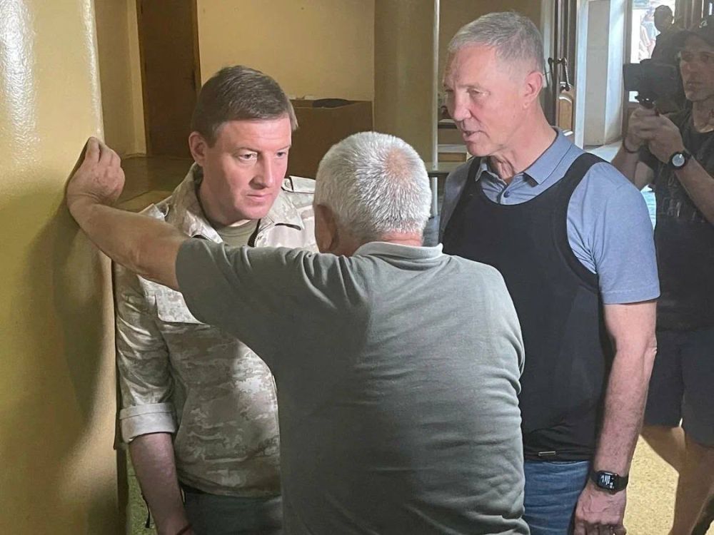 В Херсоне начал работать центр гумпомощи «Единой России»