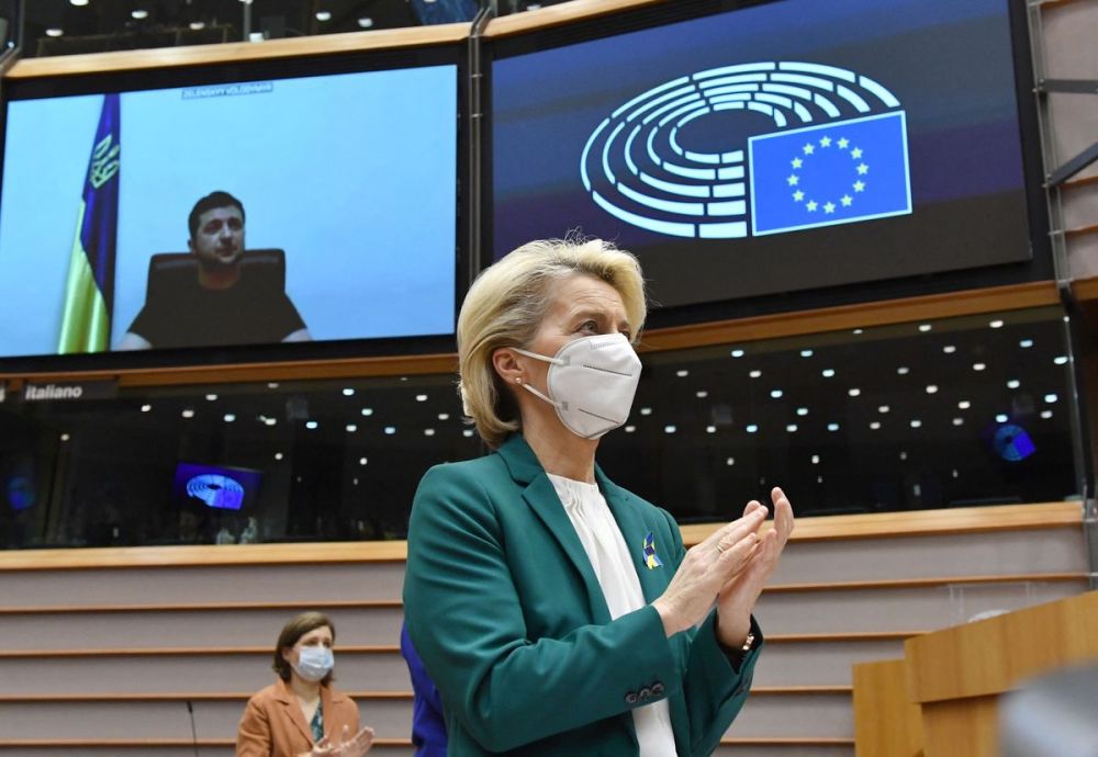 ���������� ������� � �� ����� �������� � ��� ������� � Bloomberg