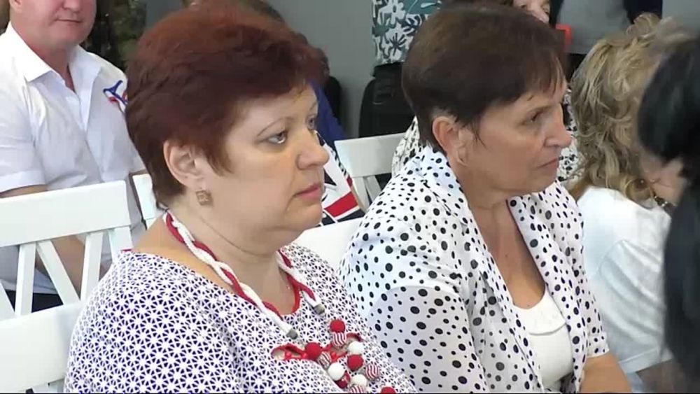 Рогов: Запорожская область: в школу - по российским стандартам!