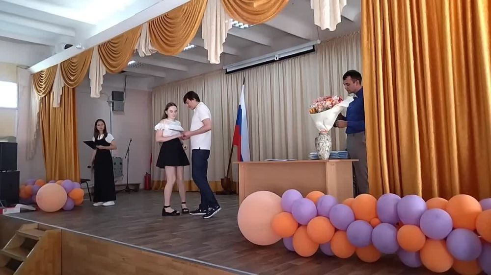 Город Энергодар посетил министр просвещения