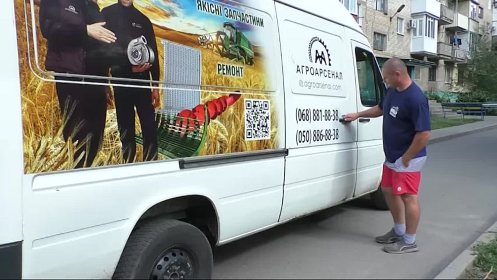 Сегодня городская администрация доставила гуманитарную помощь особо нуждающимся жителям Мелитополя