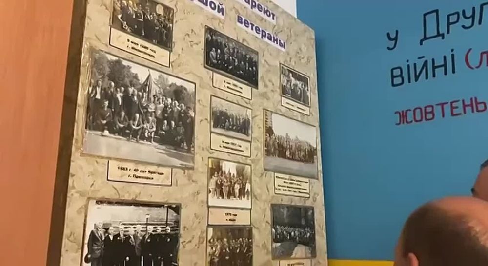 Михаил Развожаев: Министерство Просвещения РФ обеспечивает школы на освобождённых территориях новыми учебниками, чтобы учебные заведения перешли на российскую образовательную программу