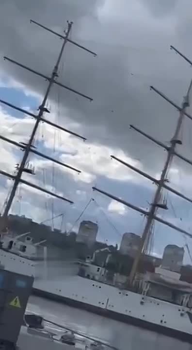 ����������� ������ ������ �� ��� � ������