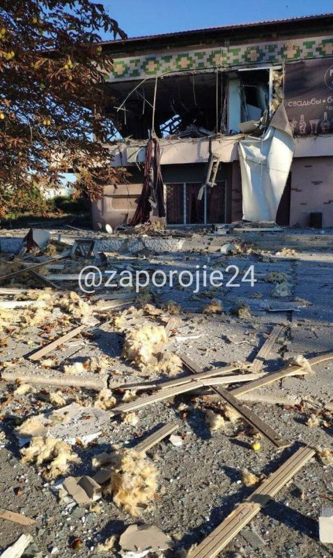 Юрий Котенок: Н.п. Ивановка вблизи Энергодара, по которому ночью укронацисты били из 155-мм артиллерии