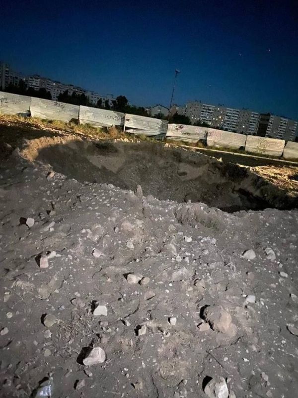 Андрей Руденко: Воронка в г Запорожье