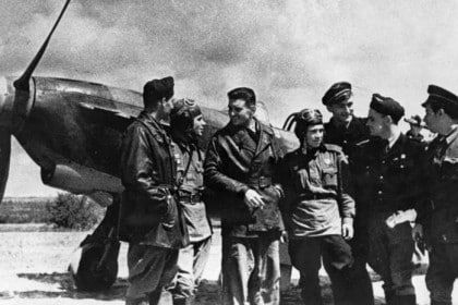 25 ������ 1942 ���� ���� ��������� ��������-����������� ���������� � ������������ �� ���������� ���� ����������� ����������� ����������, ������� ��������� ��� ����������-������