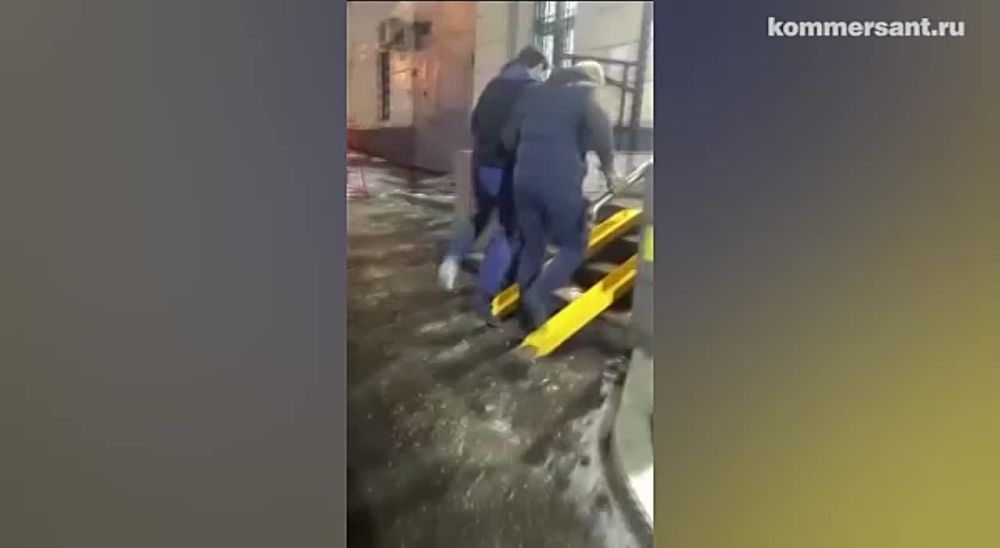 ����� ���������� ������������� � ���������� ����� �������� � ����������� �������