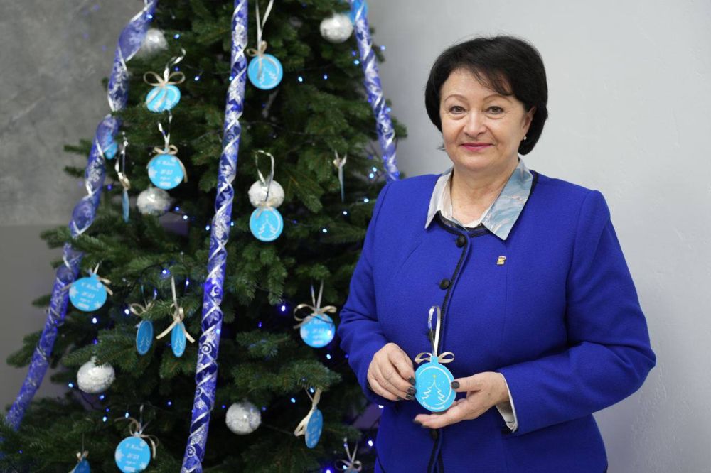 Галина Данильченко: Дорогие жители Запорожской области, сегодня Всероссийская политическая партия «Единая Росси» дала старт акции «Елка желаний»