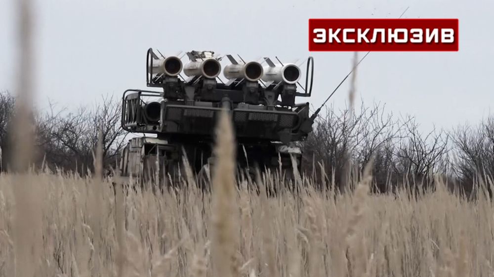 � ��������� ������ ����������� ����-�3� ���� ������� ���� Bayraktar � ����� ���� HIMARS