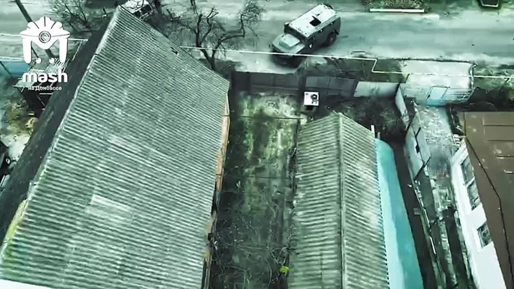 ОМОН "Ахмат-Крепость" и "Ахмат-Грозный" совместно с ОБТФ "Каскад" отработали в Каменке-Днепровской (Запорожская область)