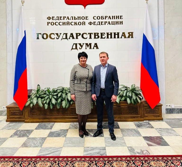 Депутат Государственной Думы РФ Татьяна Лобач встретилась с Министром культуры, спорта и туризма Запорожской области Радиком Исякаевым