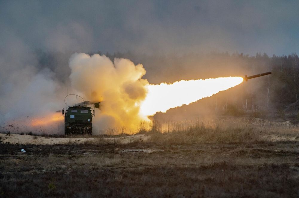 ���������� ������� ��� �� ����� ����� 16 ���������� ������ � ������� HIMARS