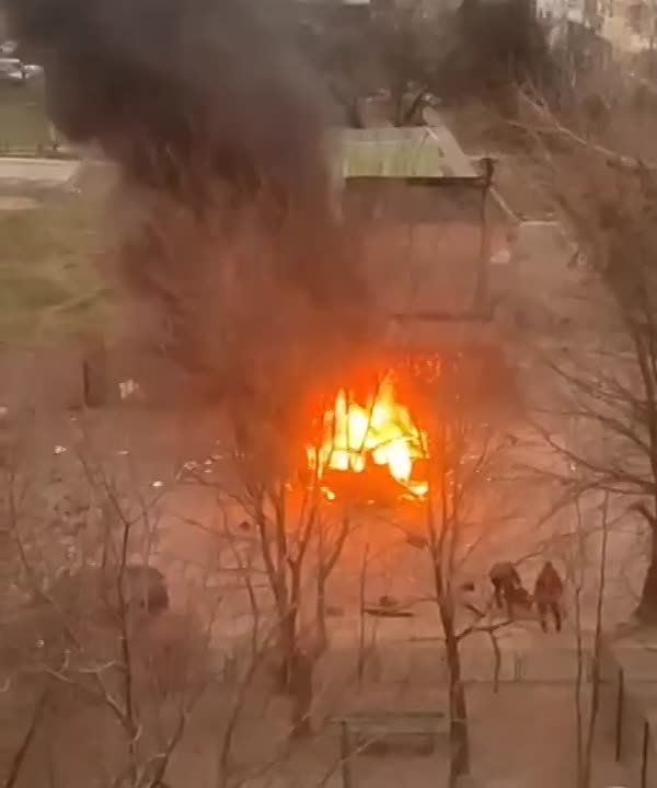 Юрий Котенок: В Мелитополе мощный взрыв - на улице Кирова взлетел на воздух автомобиль