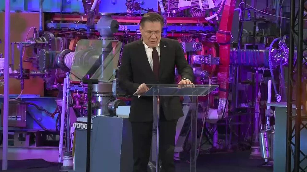 Глава Росатома Алексей Лихачев в своём обращении сотрудникам атомной отрасли подчеркнул, что подготовлен 3-х летний план развития Энергодара, который теперь является 28-м городом Росатома