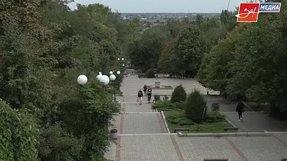 ����� ��� 50 ������ � ��������� ���������� ������ ������� ��������