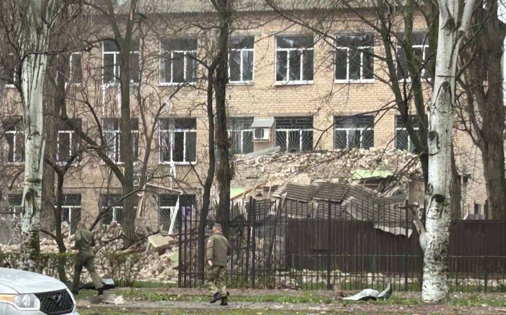 ���� ��������: 2 �������� � ��������, ��� 2 ���������� ����� �������� ������������ ��� ��������� � ����������