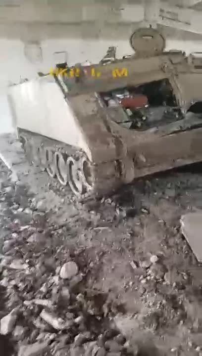 ��������� ������������ � ���������� ��������������� �������� ���-1 � ���������� ���������������� M113 ������������� ������������, �������� �� ���������� ���������� �����