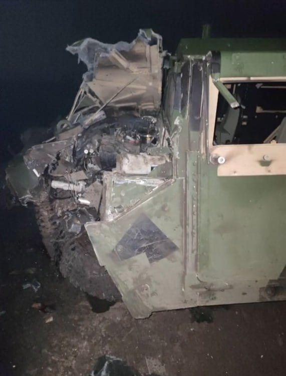 ������������ HMMWV ��� ���-�� �� ������