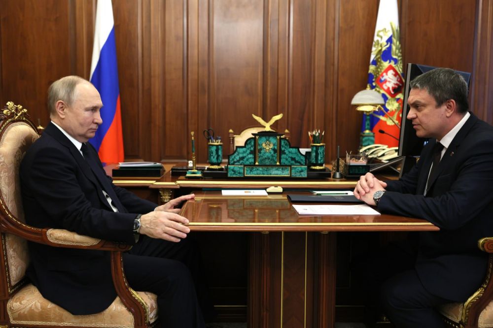 Путин встретился с Леонидом Пасечником, Евгением Балицким и Владимиром Сальдо