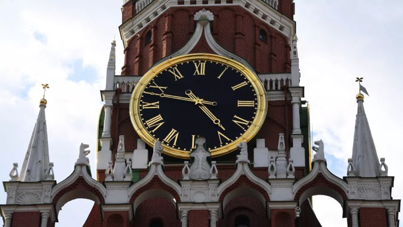 Песков: введение московского времени в новых регионах правильно с точки зрения символизма