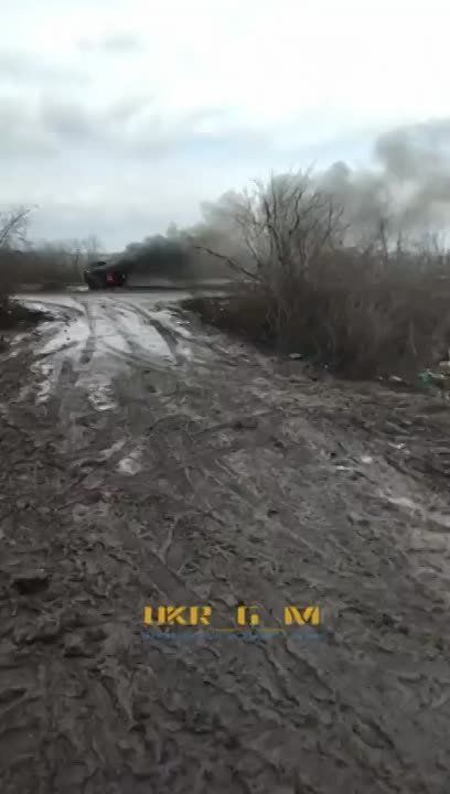 ������������ � ������ ���������� (�������) ���������� ���-4��1 � ������������ ����������� Humvee