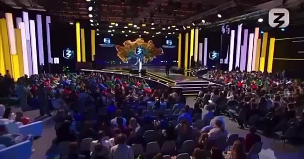 Учебник истории с разделом про спецоперацию готов для 11-х классов