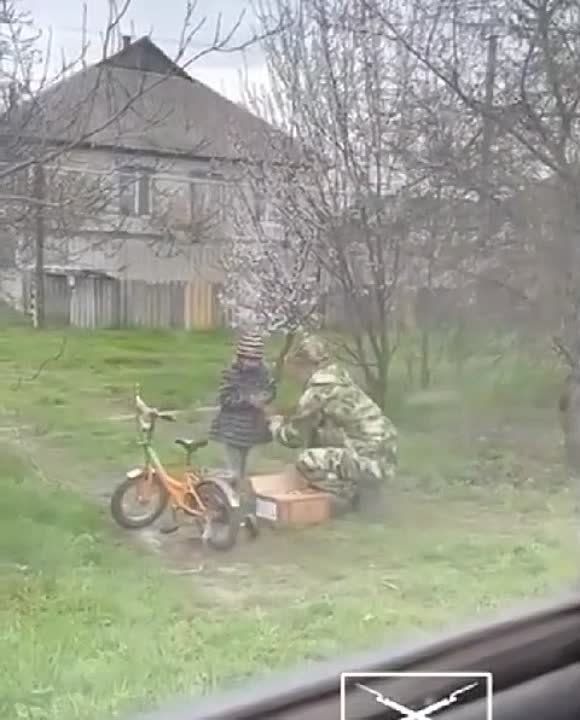 "- �� ��? ��� ������? �����? - �� �������, ����-����! - � ���� ������!"