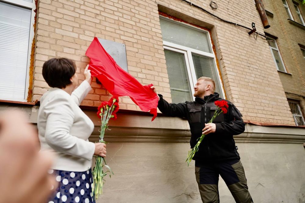 ��������� ��������� ������ ������� � ������������� �������� ����� � ������ ��������, ����������� ������ ����� �������