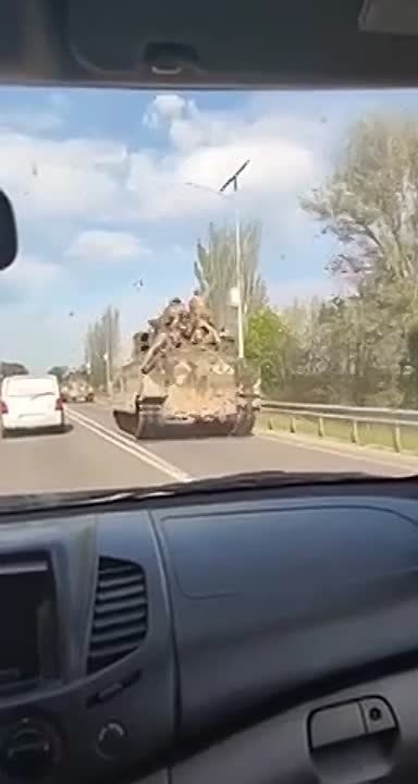 Юрий Котенок: Колонна БМП "Бредли"