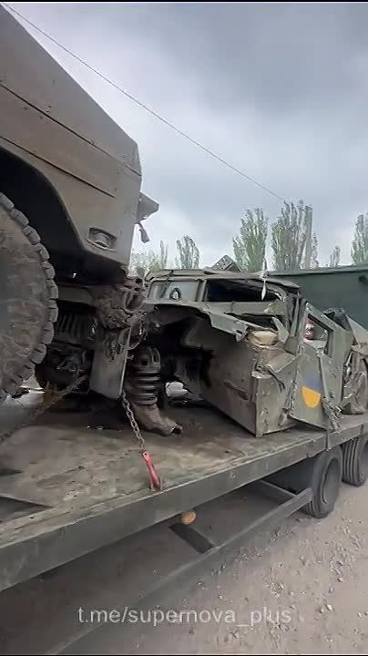 ������������ ������������ ����������� HMMWV � ���� ���