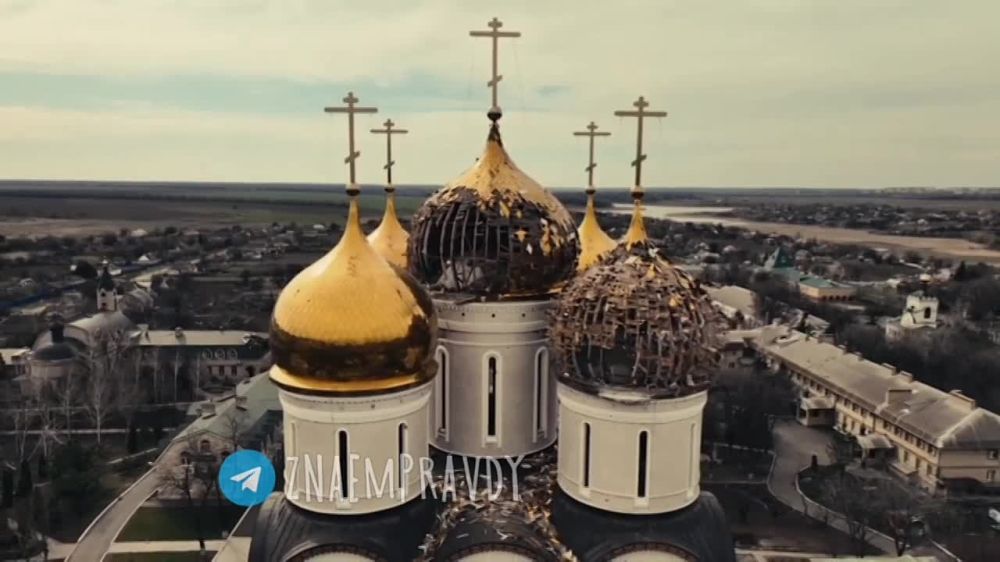 Народный артист России Дмитрий Певцов читает стихотворение Евгении Бильченко "Солдатская молитва"