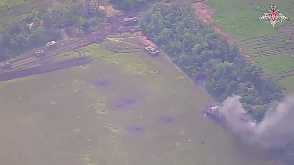 Андрей Руденко: Запорожская обл Ореховское направление горят танки Леопард -2. История циклична, уже такое было и не так уж давно