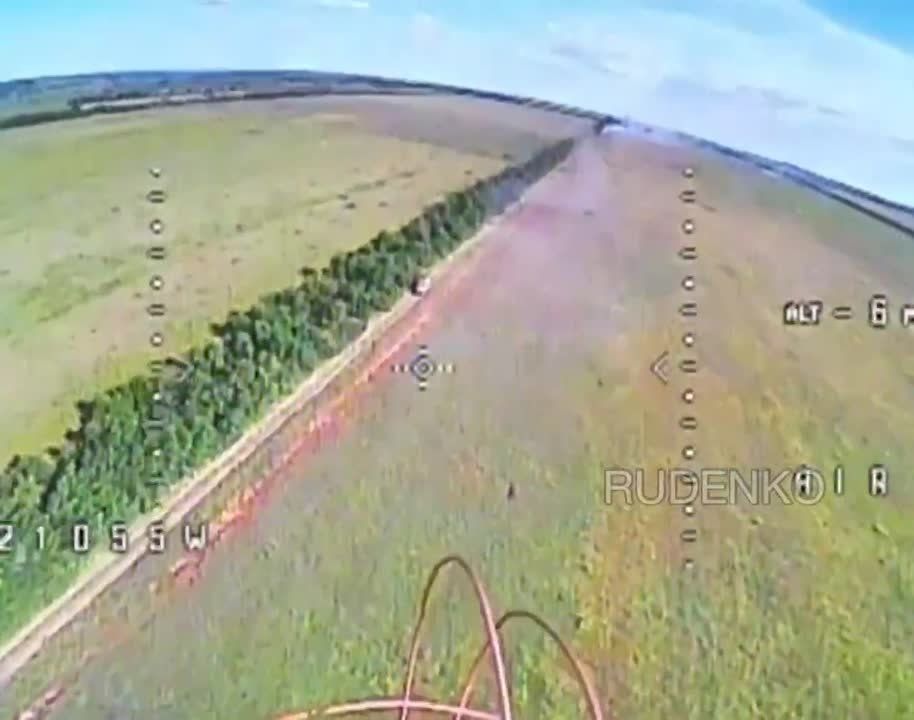 Андрей Руденко: FPV дроны 42-й дивизии на Запорожском направлении уничтожают десятки единиц техники врага включая и танки