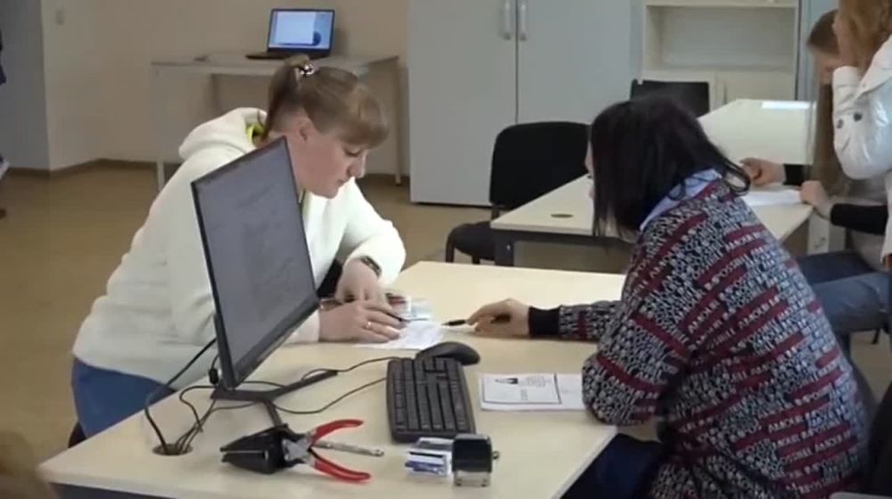 �������� �����: ����� 250 ����� ���������� �������� ���������� ��������