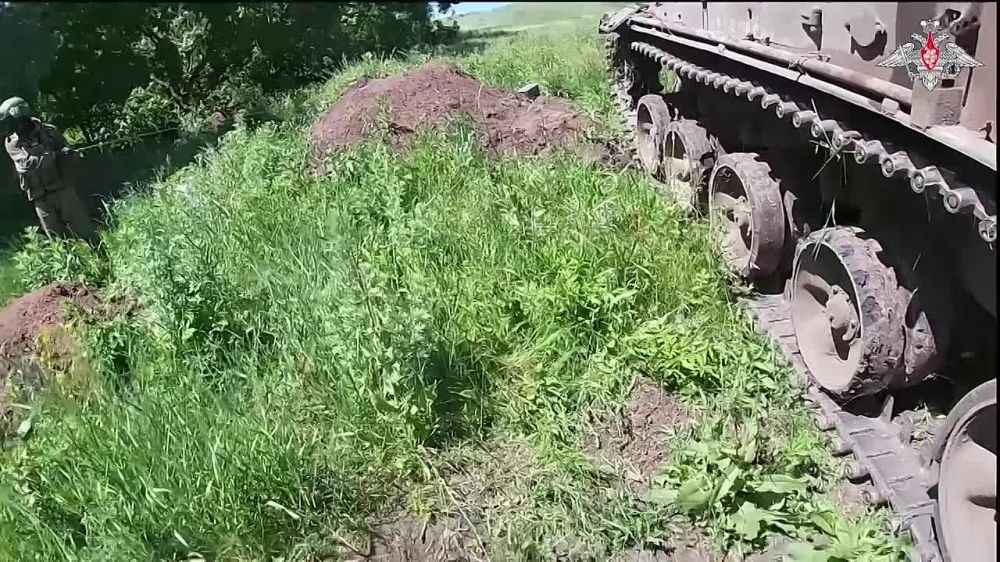 ����� ������ ������ ������� 240-�������������� ����������� �������� 2�4 ��������� � ���� ���
