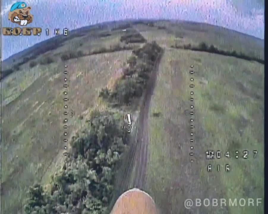 Юрий Котенок: Новая подборка кадров работы FPV-дронов по технике ВСУ на Запорожском направлении