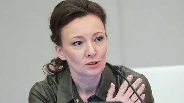 Анна Кузнецова: Единогласно поддержана инициатива о парламентском расследовании преступлений киевского режима в отношении несовершеннолетних