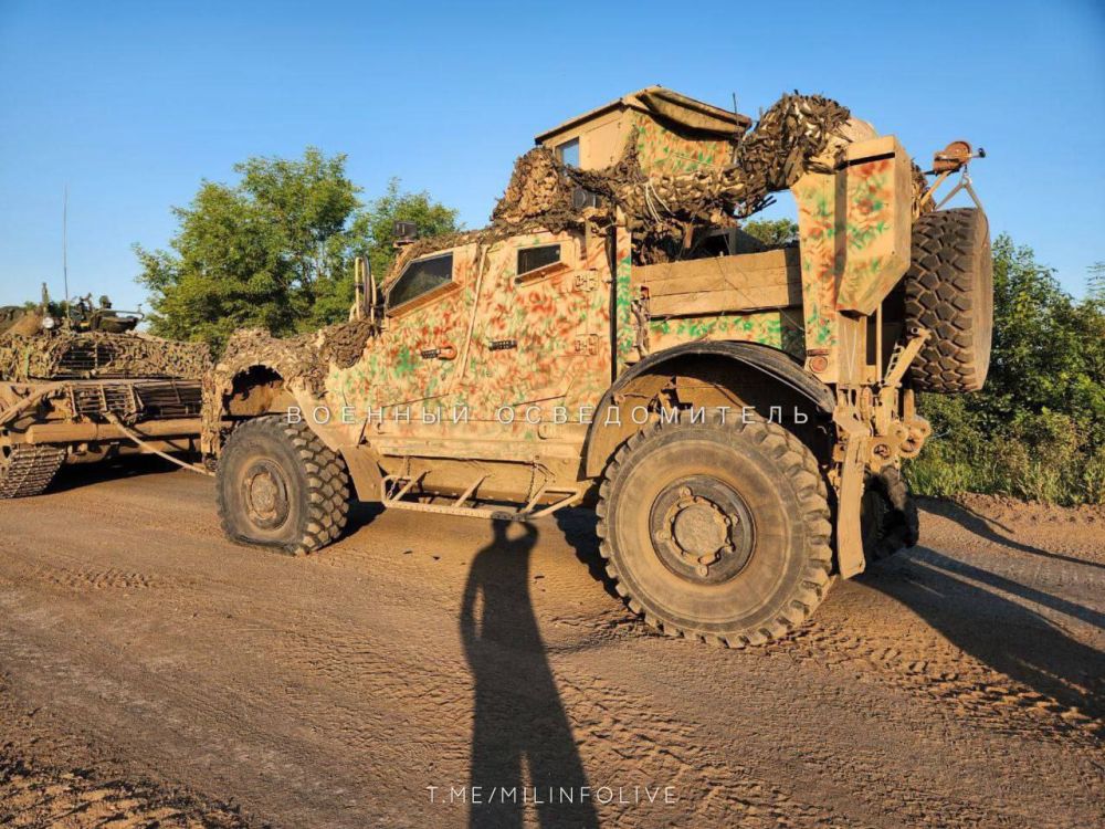 Евгений Лисицын: А вот новый экземплярчик подъехал