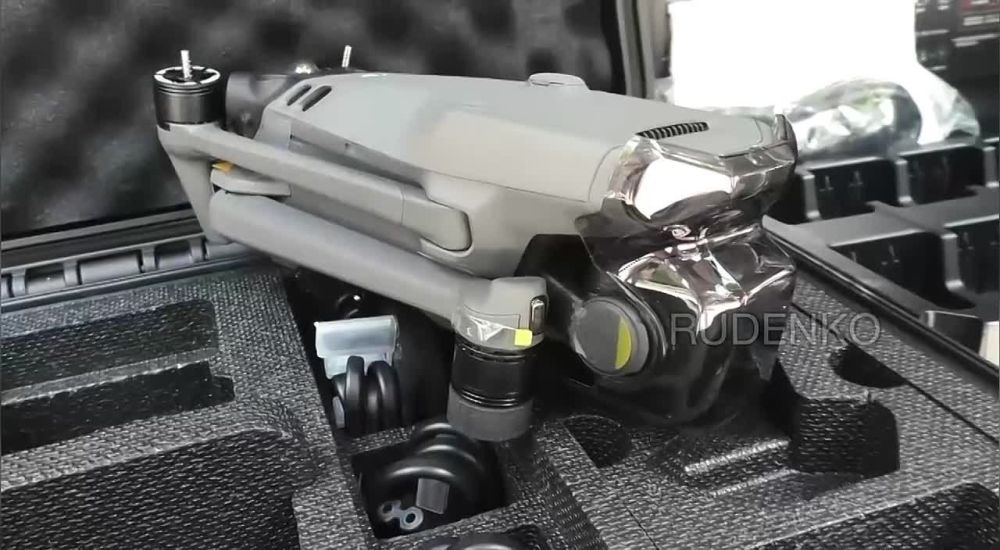 Андрей Руденко: В рамках срочного сбора помощи бойцам 70 полка, которые хоронят планы укропского контрнаступа на Запорожье, переданы