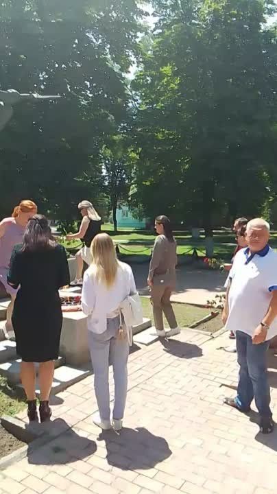 �������� ������������ ����� ������ ������� � ����� �� ��� ������