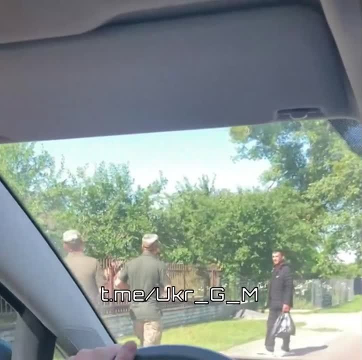 "����������� �� ������� �������� ���������" (�) �������
