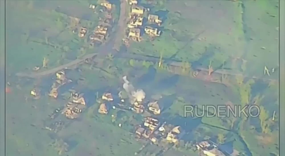 Евгений Лисицын: На кадрах российская артиллерия разносит позиции противника на Запорожском направлении