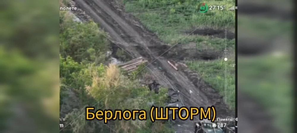 ����������� ��������� ������� ����������� ��� � ������ ������� ����������� �������: ��������� �������� ���������������� International MaxxPro, ���������������� M113 � �-64�� � ���