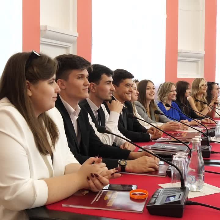 ������������� �������� � �������� ��������������� �������������� ��������� ������������ !