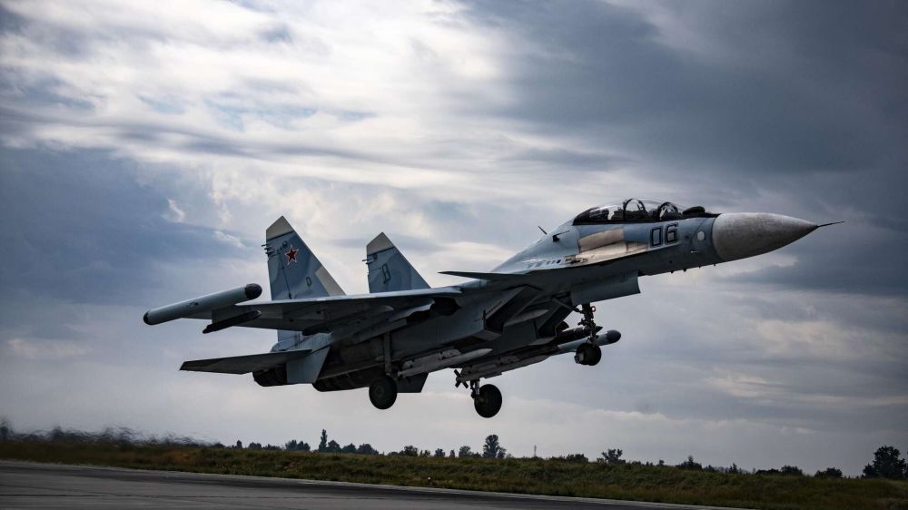 В зоне спецоперации сбит украинский самолет Су-25 и вертолет Ми-8