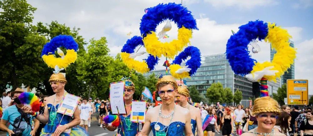 Украинская повозка примет участие в берлинском гей-параде