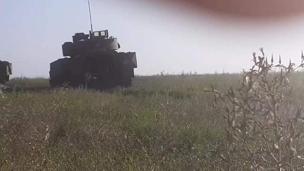 ������� ����-11 �������� ���� ���������� ������������ ��� �2 Bradley �� ����������� �����������