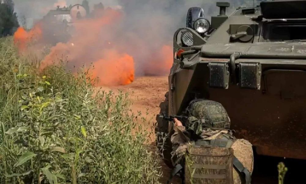 Ожесточенность боевых действий в среду позволила наблюдателям заявить о том, что ВСУ начали попытку второго этапа наступления, непрерывно атакуя несколькими волнами на разных направления