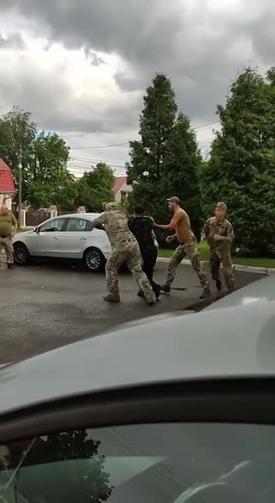 ��� ���� ���-��� ��� Leop�rd� �� ���������� ����������� �������